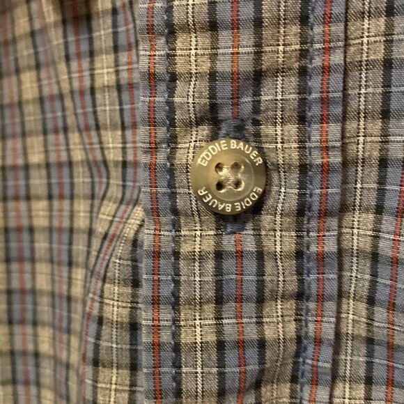 Eddie Bauer Mens Plaid Button Down Shirt Medium Classic Fit Size Medium - Picture 6 of 9